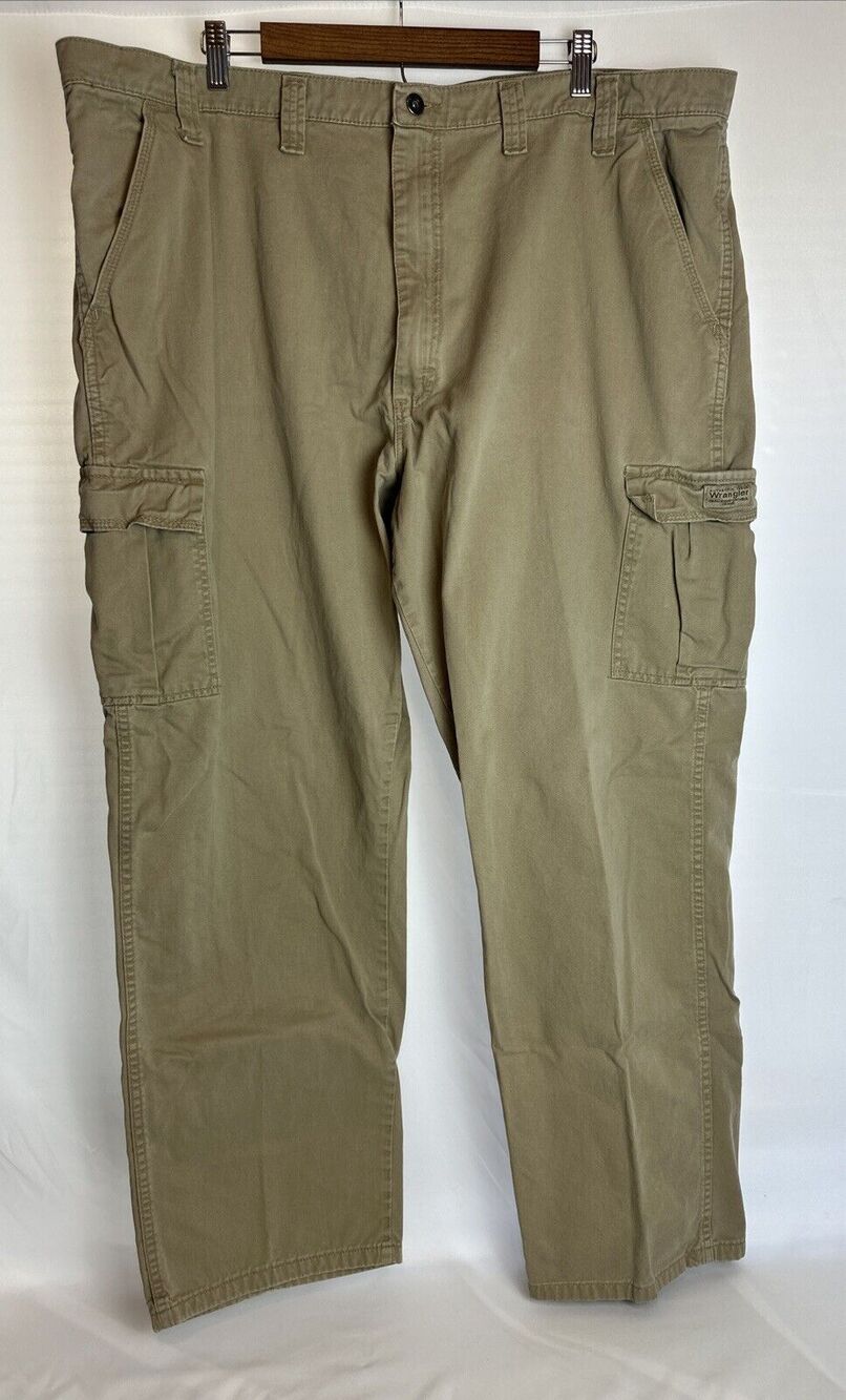 Wrangler Authentic Issue Men's Khaki Cargo Pants Beige Size 44x32 Cotton